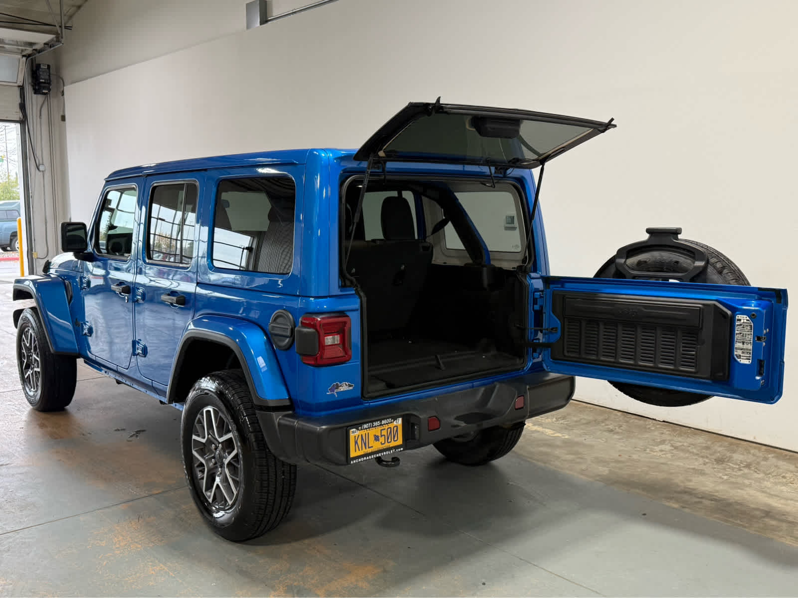 2025 Jeep Wrangler Sahara