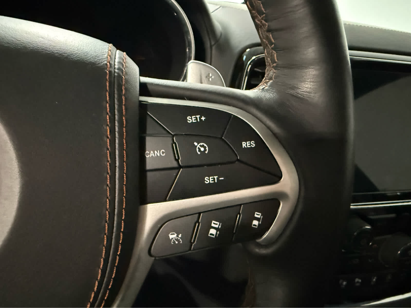 2019 Jeep Grand Cherokee Summit