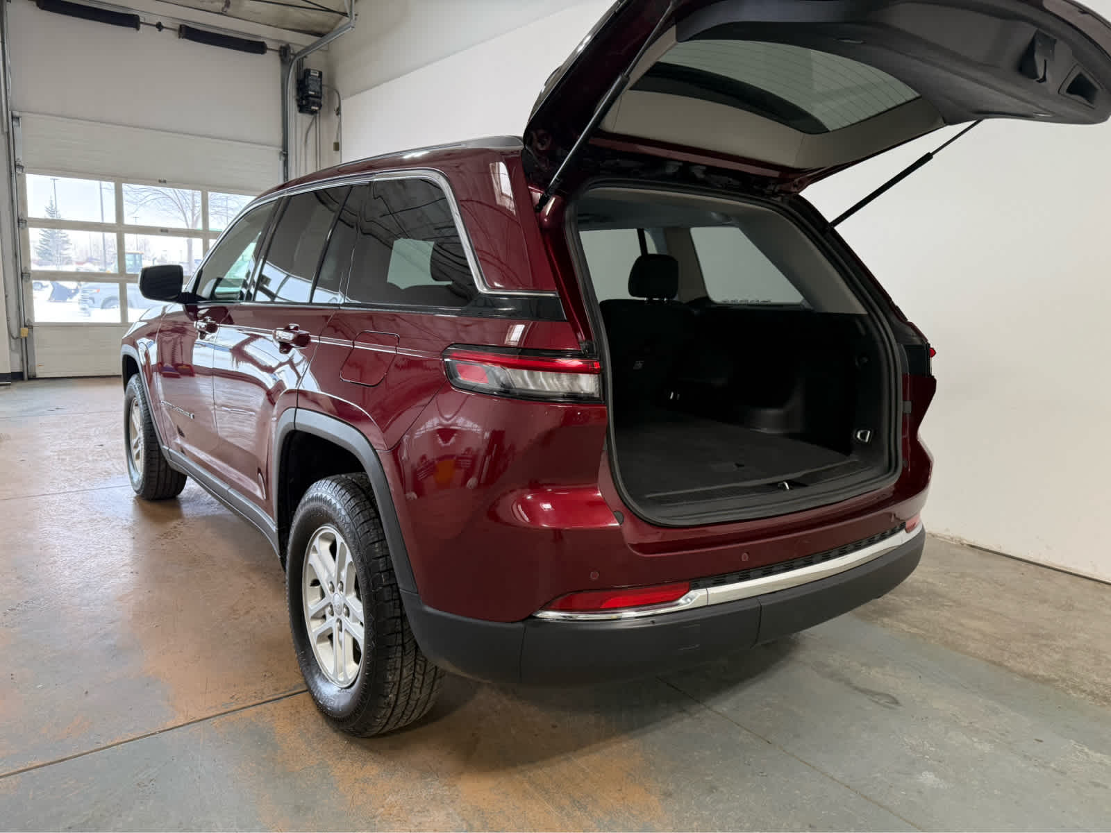 2024 Jeep Grand Cherokee Laredo