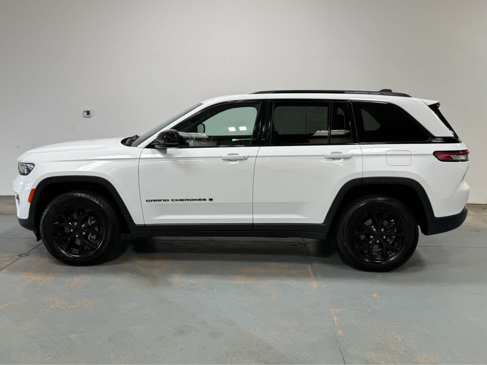 2024 Jeep Grand Cherokee Altitude