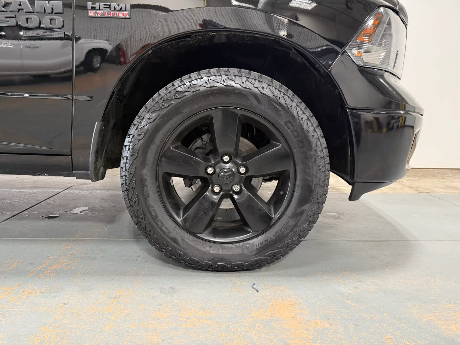 2022 RAM 1500 Classic SLT