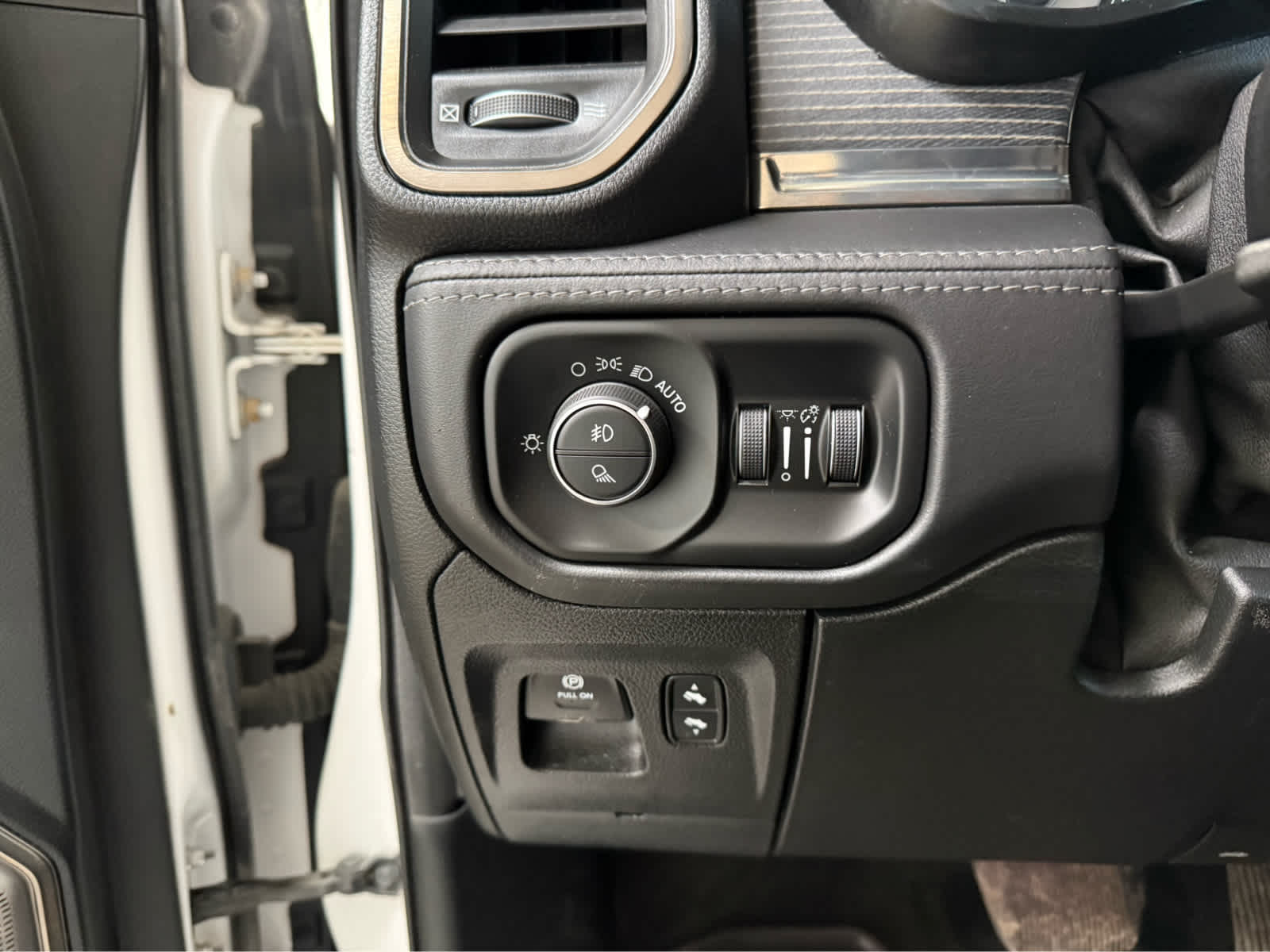 2020 RAM 1500 Limited