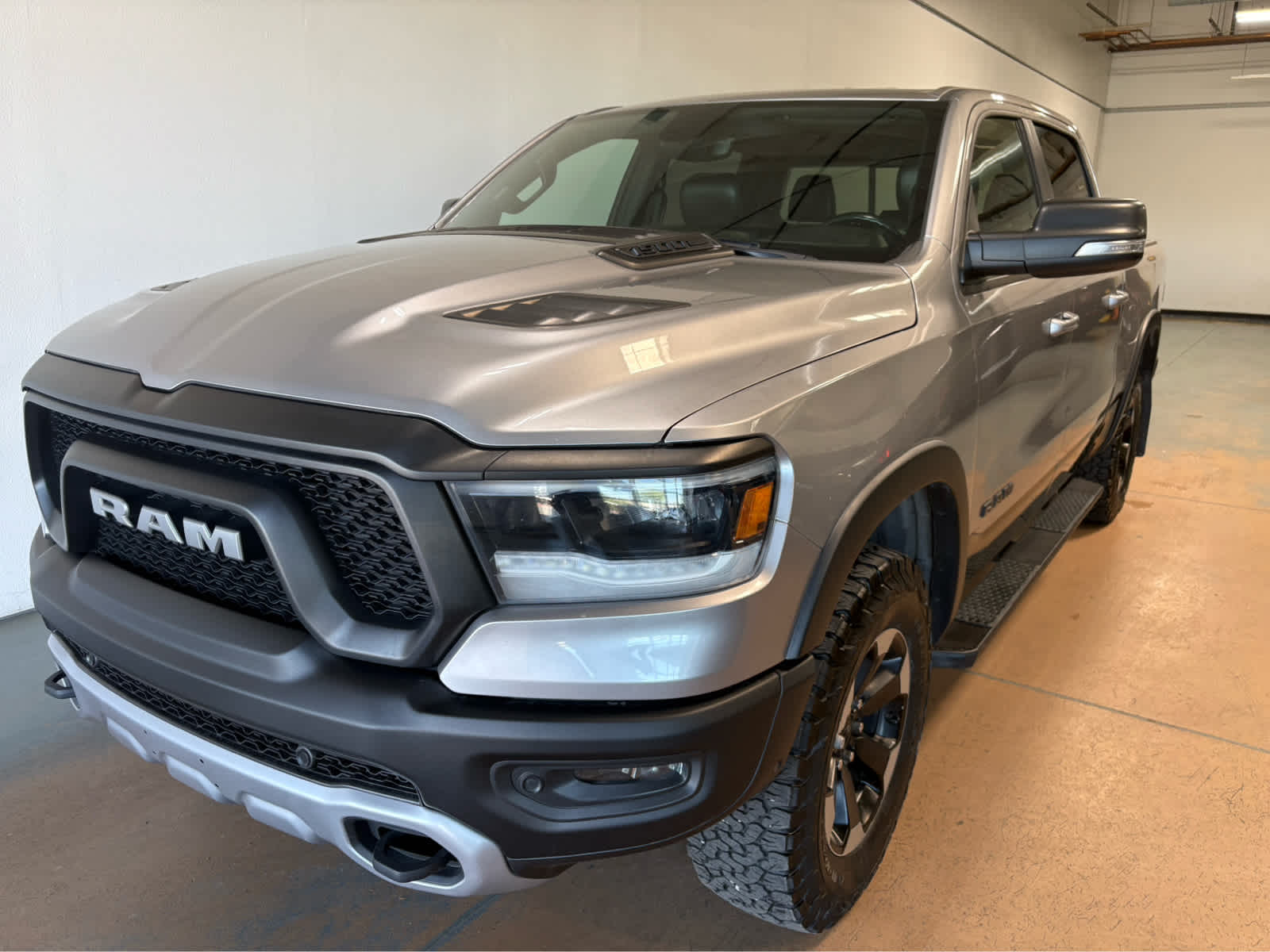 2020 RAM 1500 Rebel 4x4 Crew Cab 5'7's photo