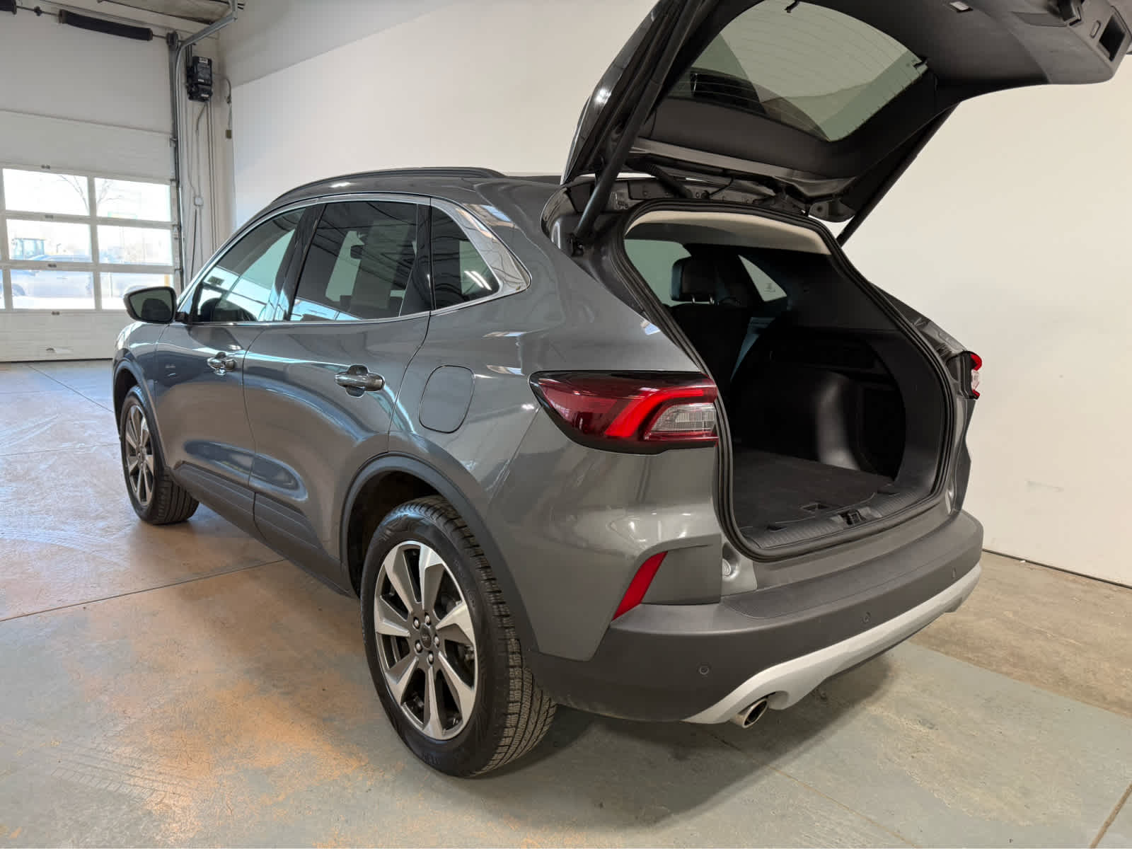 2025 Ford Escape Platinum