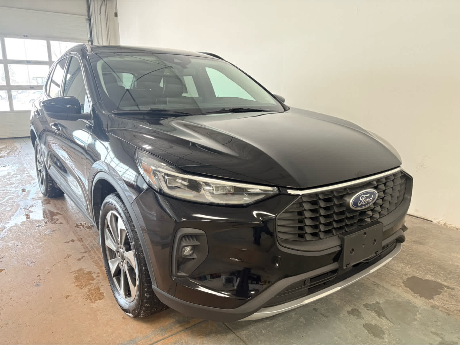 2025 Ford Escape Platinum