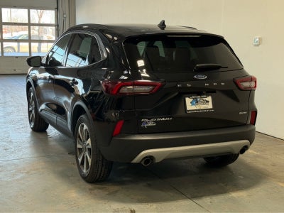 2025 Ford Escape Platinum