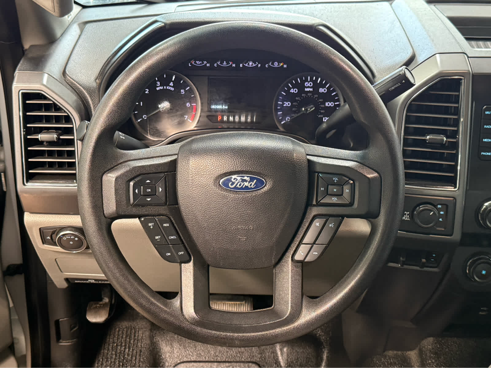 2019 Ford Super Duty F-350 SRW XL