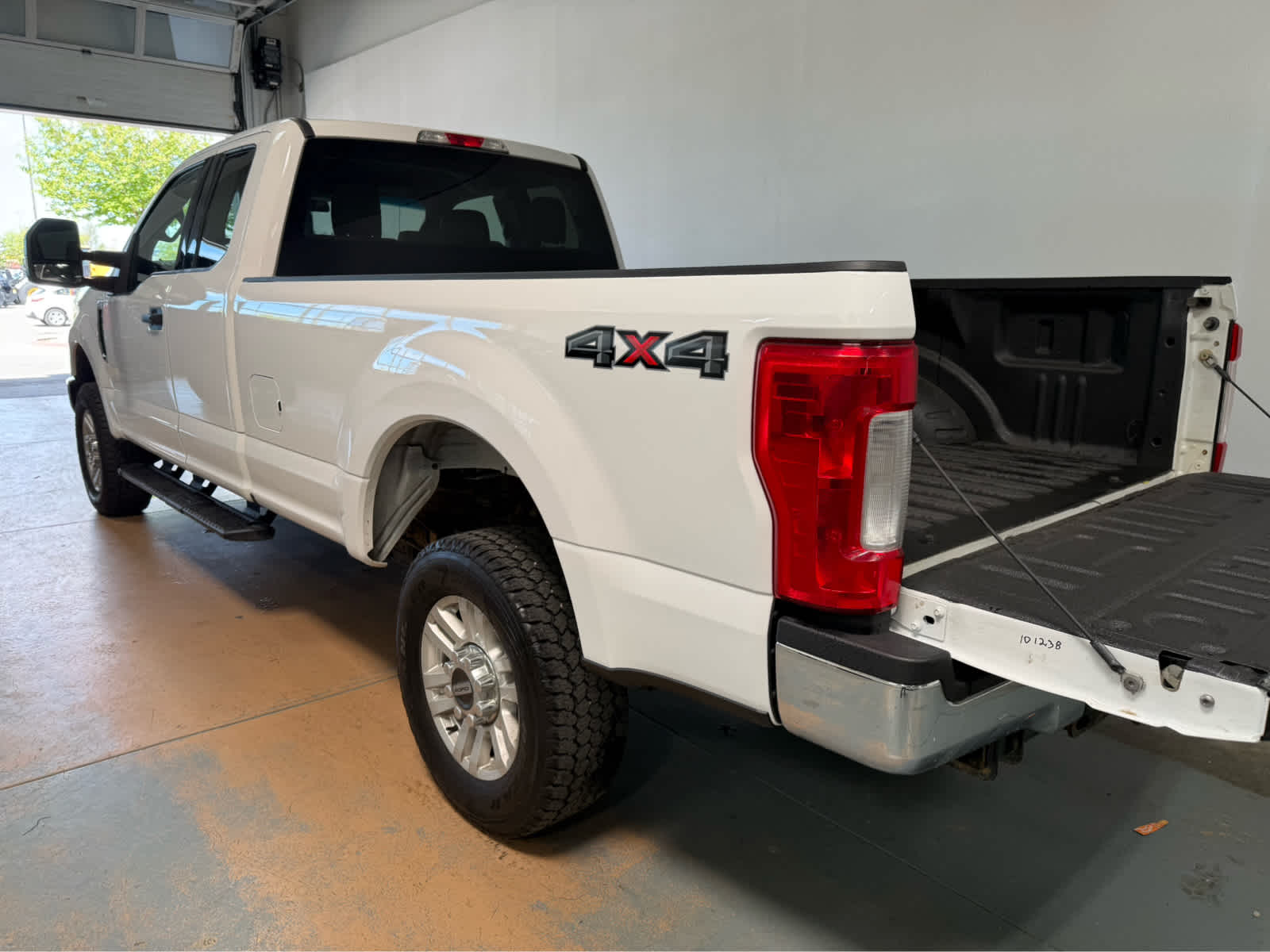 2019 Ford Super Duty F-350 SRW XL