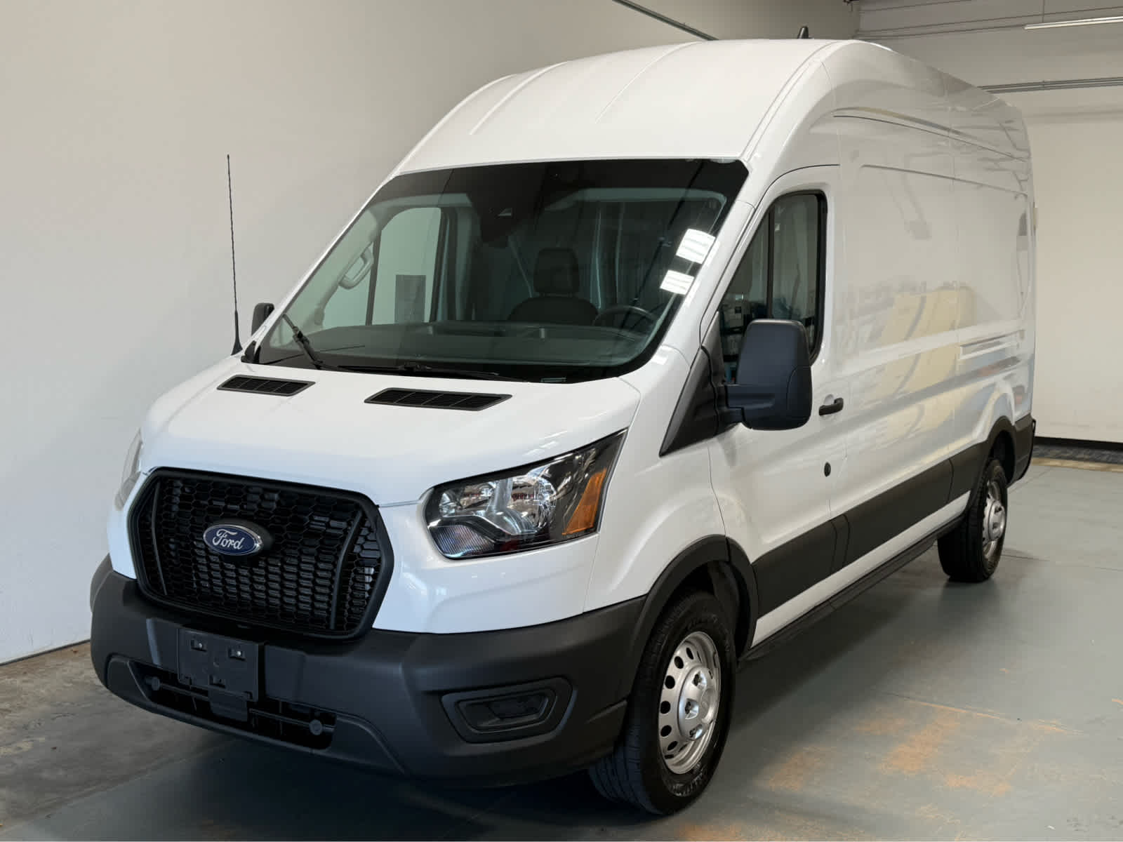 2022 Ford Transit Cargo Van T-250