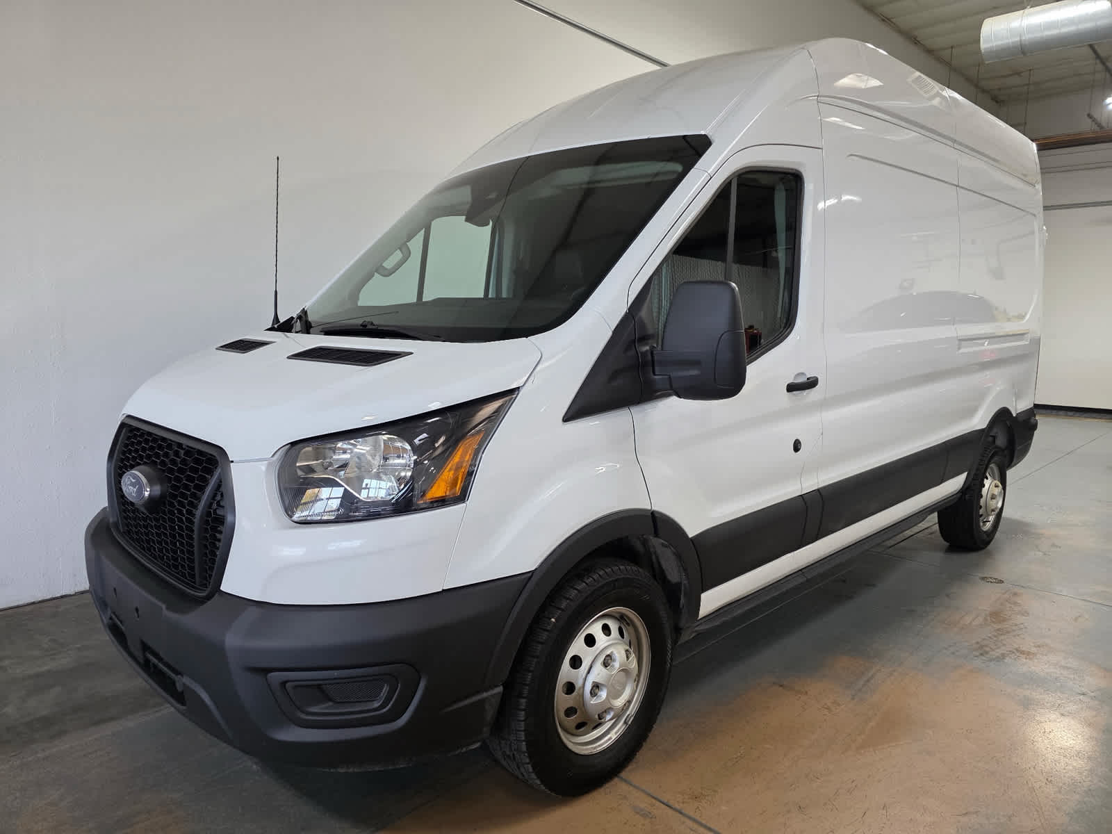 2025 Ford Transit Cargo Van T250HRCARAWDXL