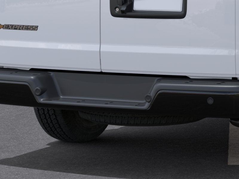 2025 Chevrolet Express Passenger 1LS