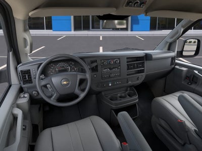 2025 Chevrolet Express Passenger 3500 1LS