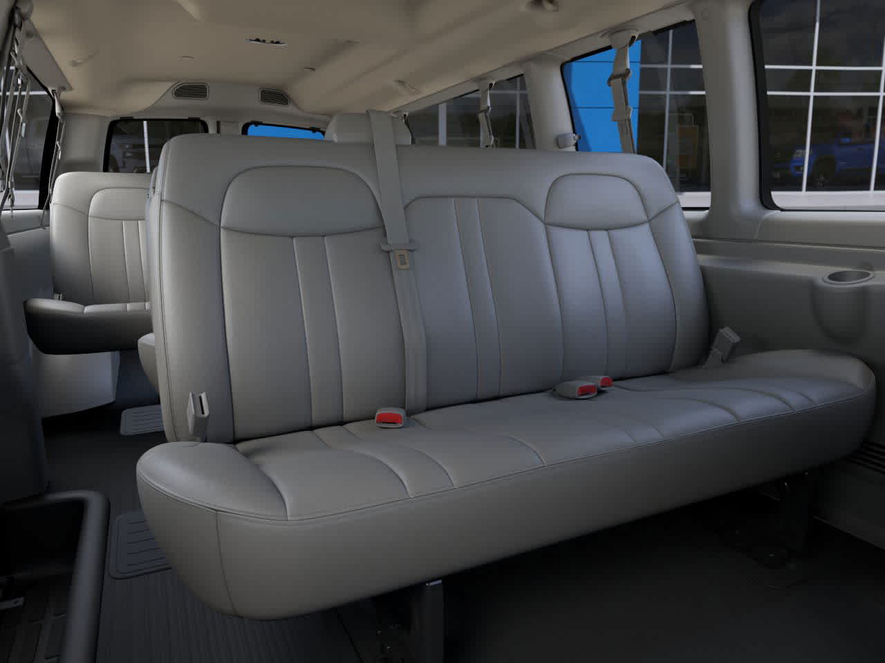 2025 Chevrolet Express Passenger 3500 1LS