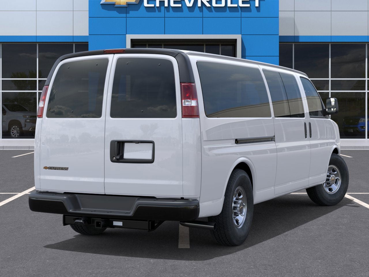 2025 Chevrolet Express Passenger 3500 1LS