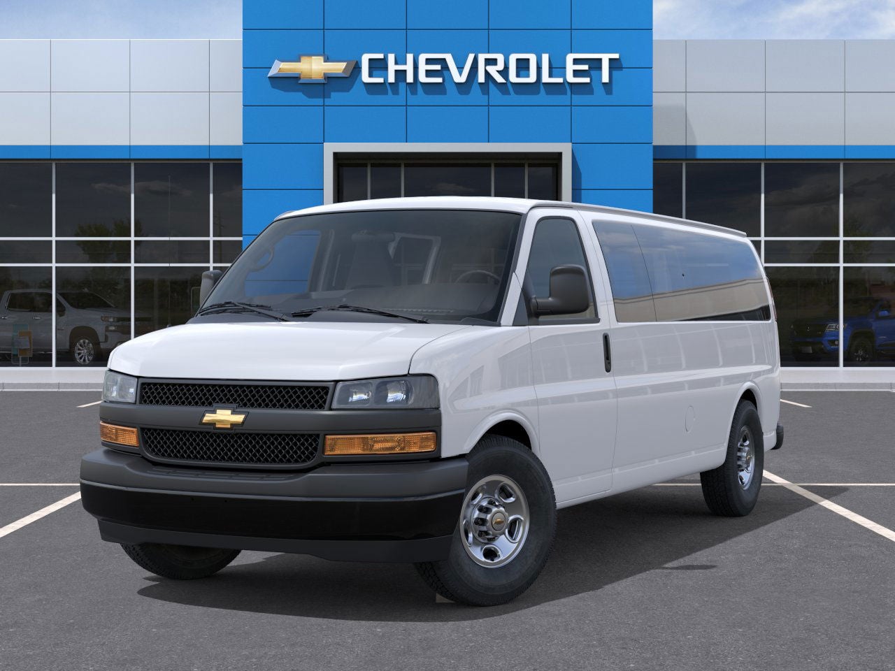 2025 Chevrolet Express Passenger 3500 1LS