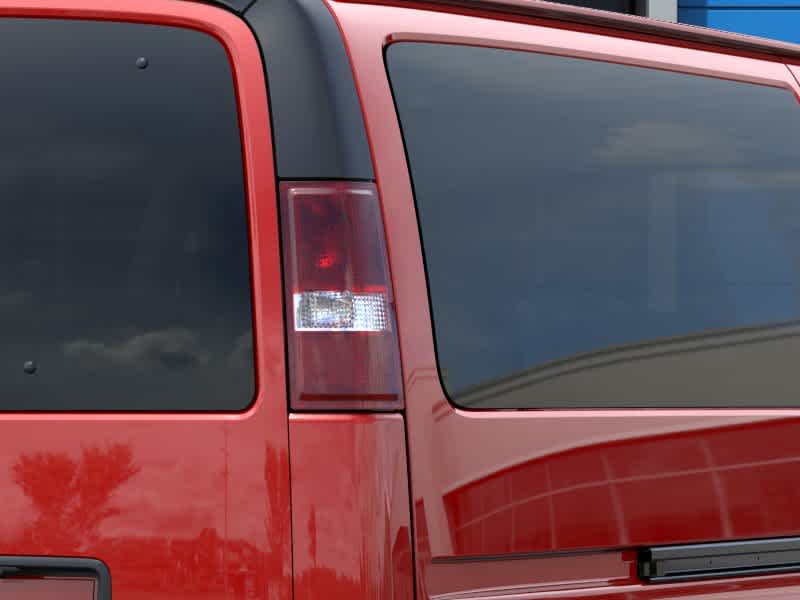 2026 Chevrolet Express Passenger 1LS