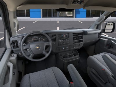 2025 Chevrolet Express Passenger 3500 1LS