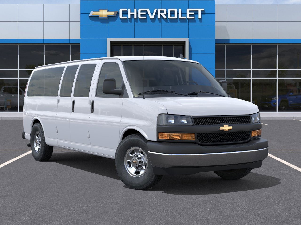 2025 Chevrolet Express Passenger 3500 1LS