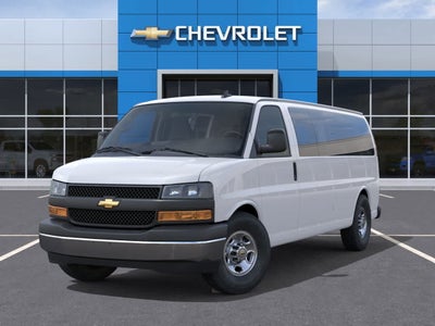 2025 Chevrolet Express Passenger 3500 1LS