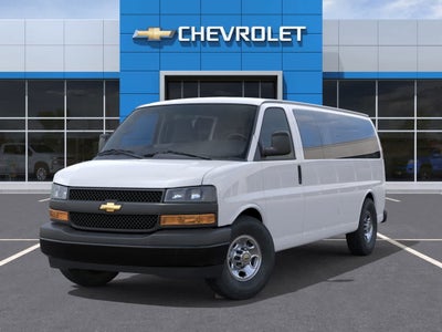 2025 Chevrolet Express Passenger 3500 1LS