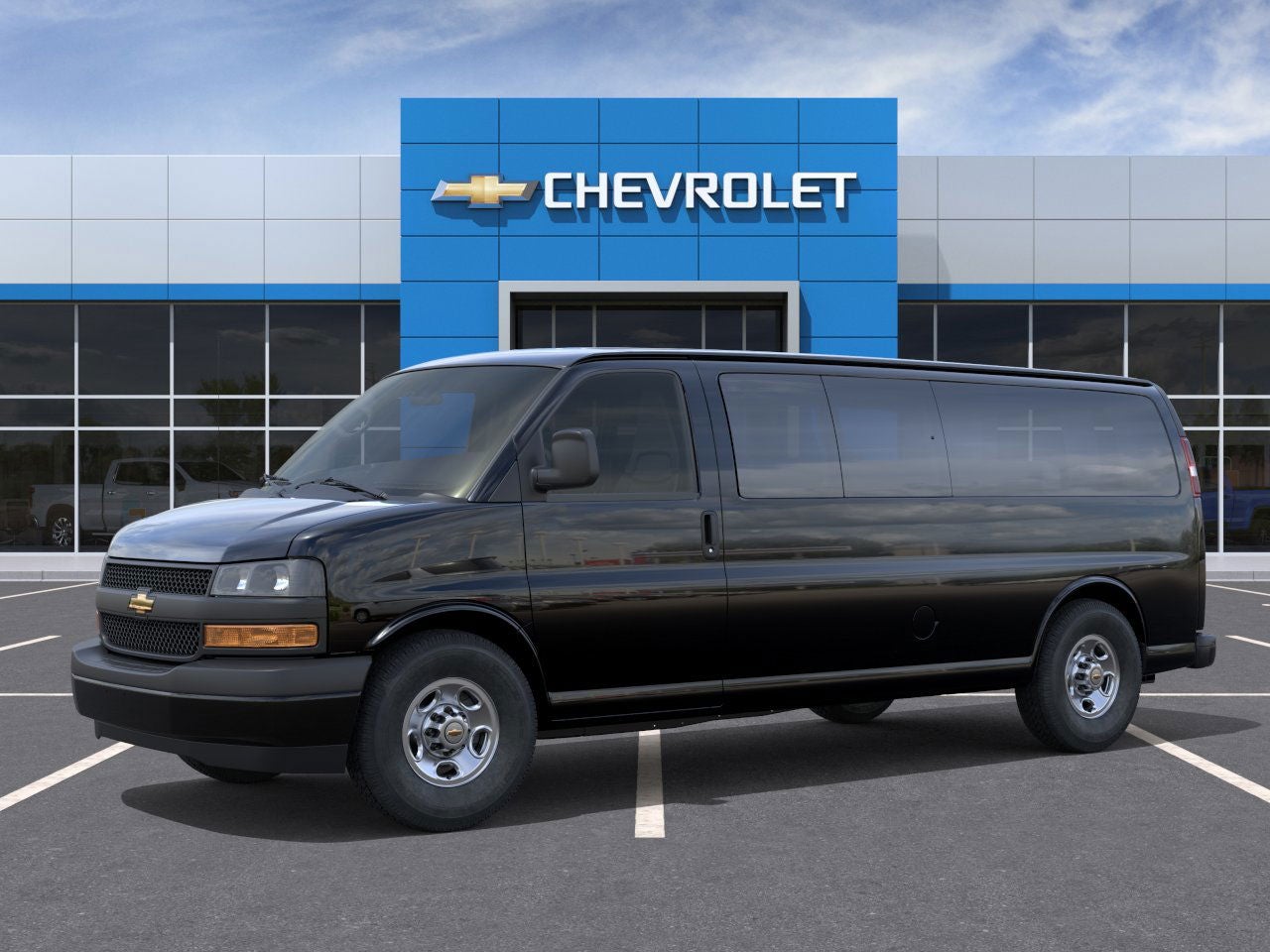 2025 Chevrolet Express Passenger 3500 1LS