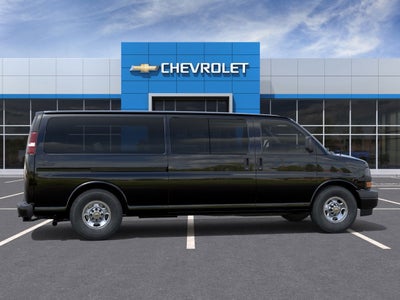 2025 Chevrolet Express Passenger 3500 1LS