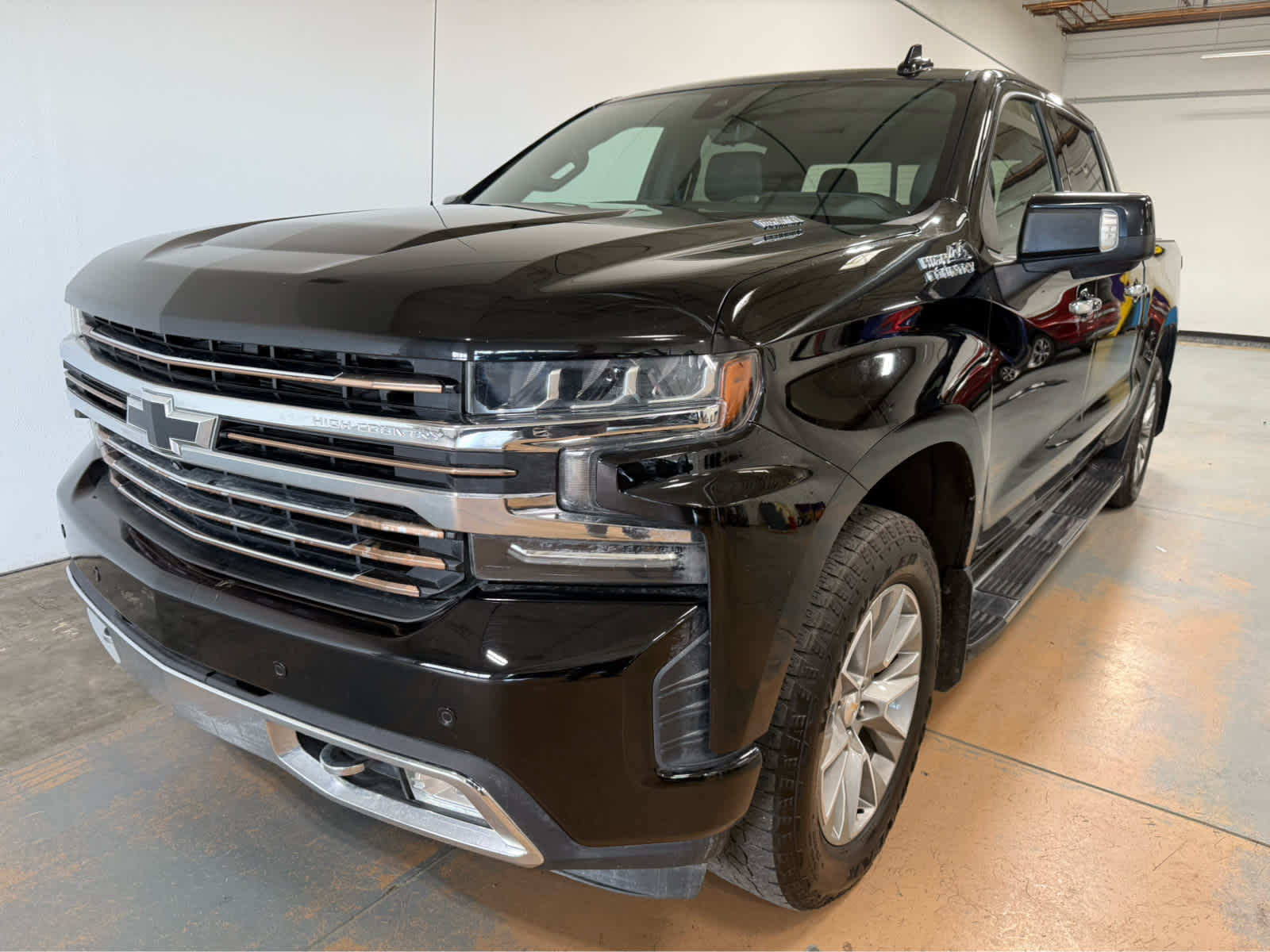 2021 Chevrolet Silverado 1500 High Country 4WD Crew Cab Short Box's photo