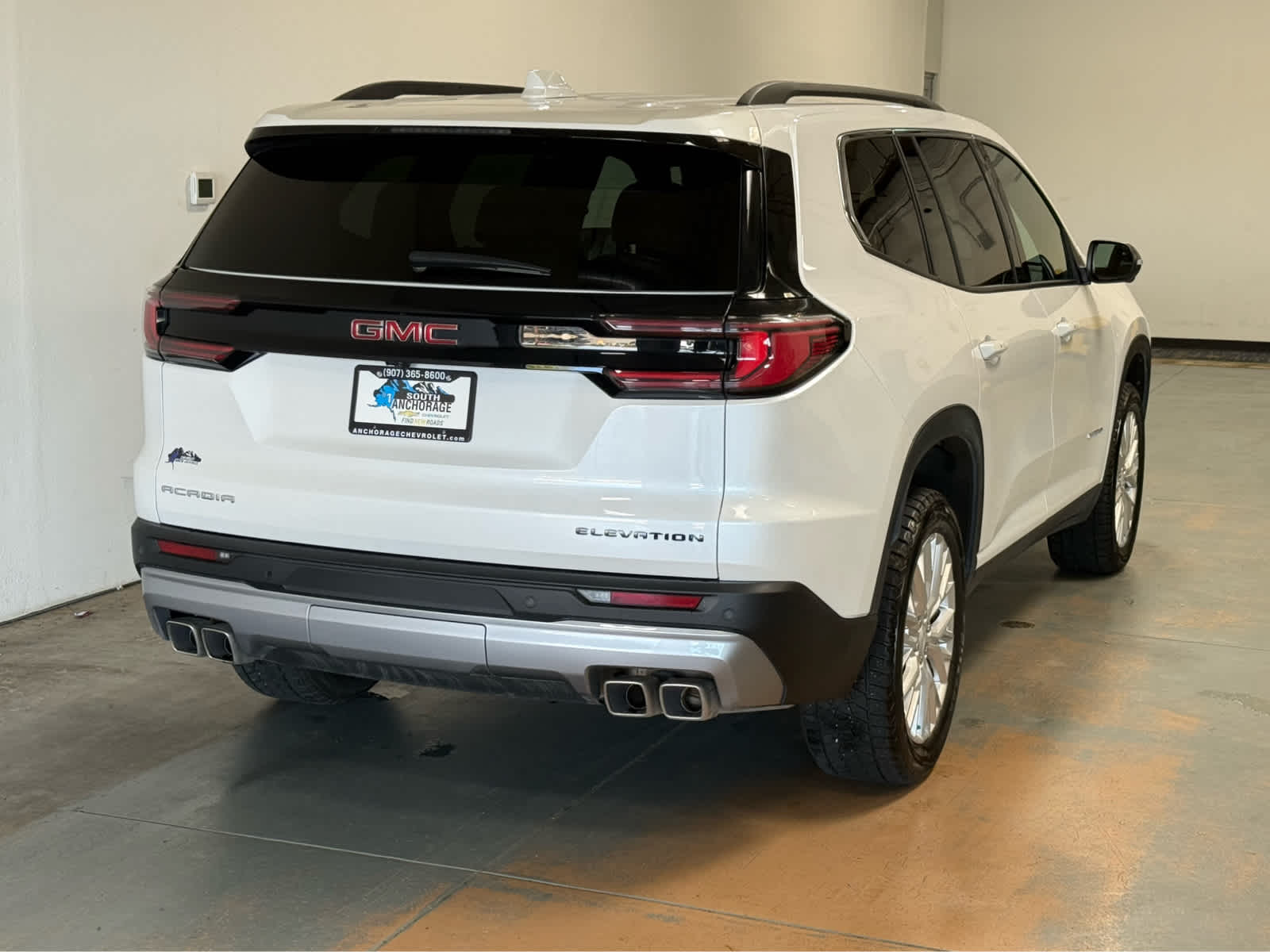2024 GMC Acadia Elevation