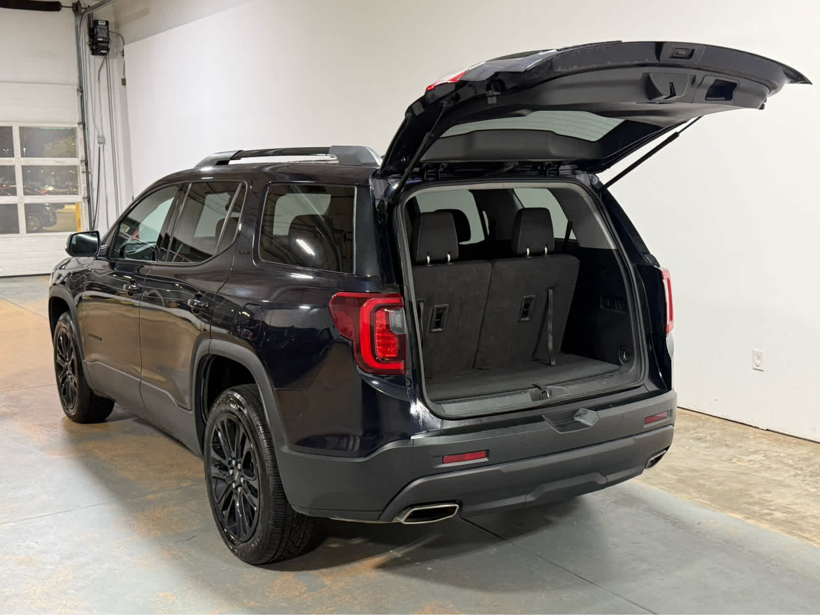 2022 GMC Acadia SLE