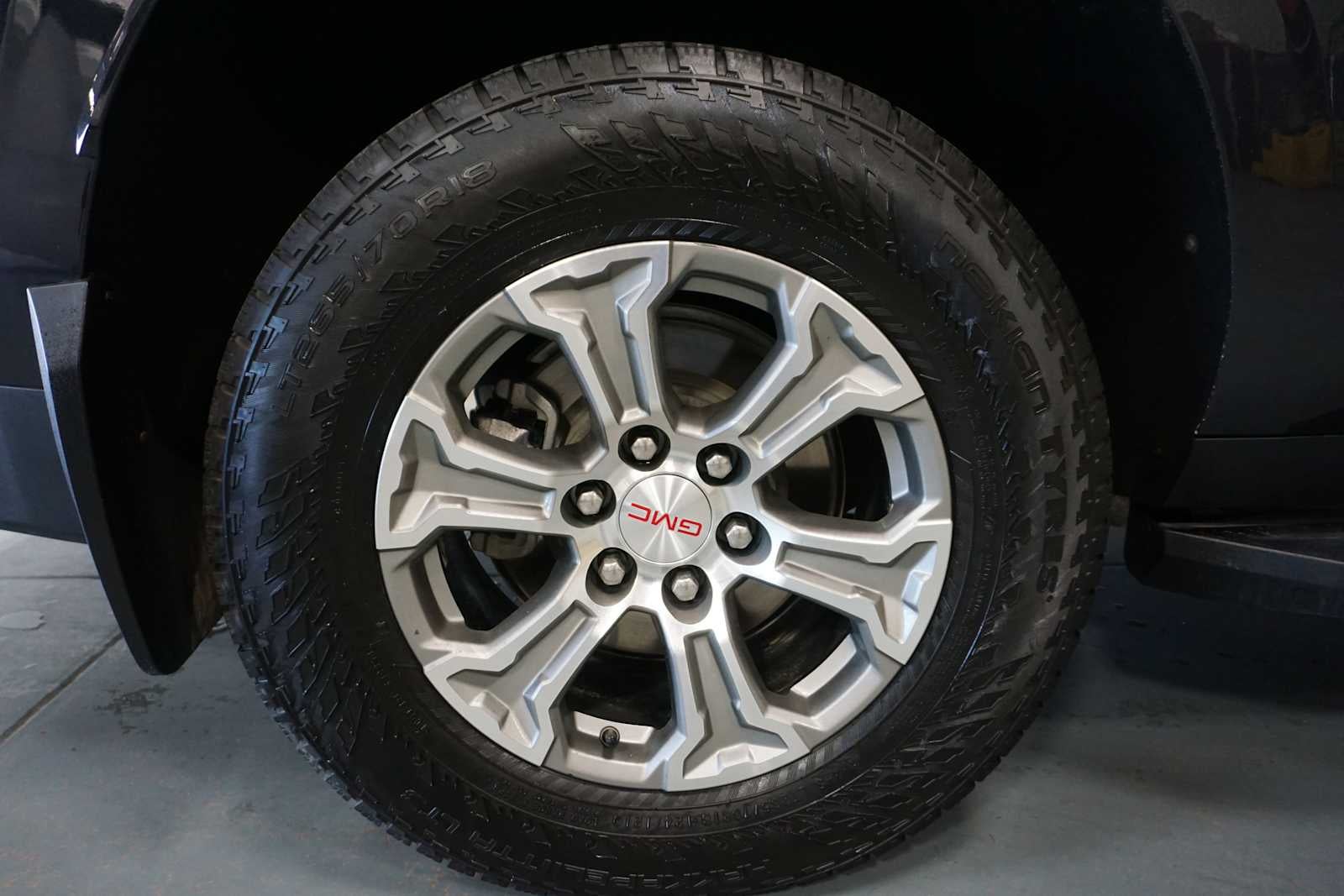 2024 GMC Yukon XL SLE