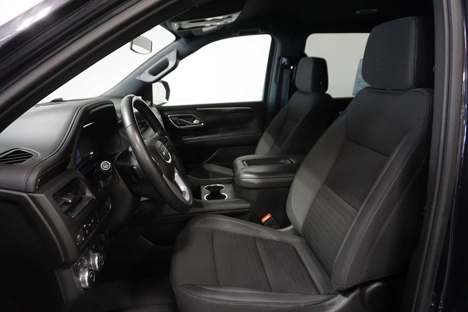 2024 GMC Yukon XL SLE