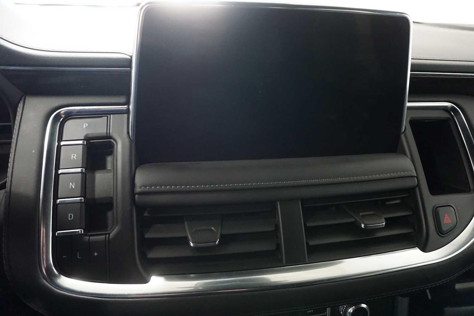 2024 GMC Yukon XL SLE