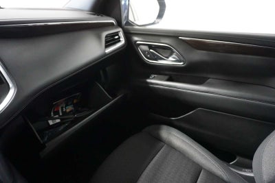 2024 GMC Yukon XL SLE