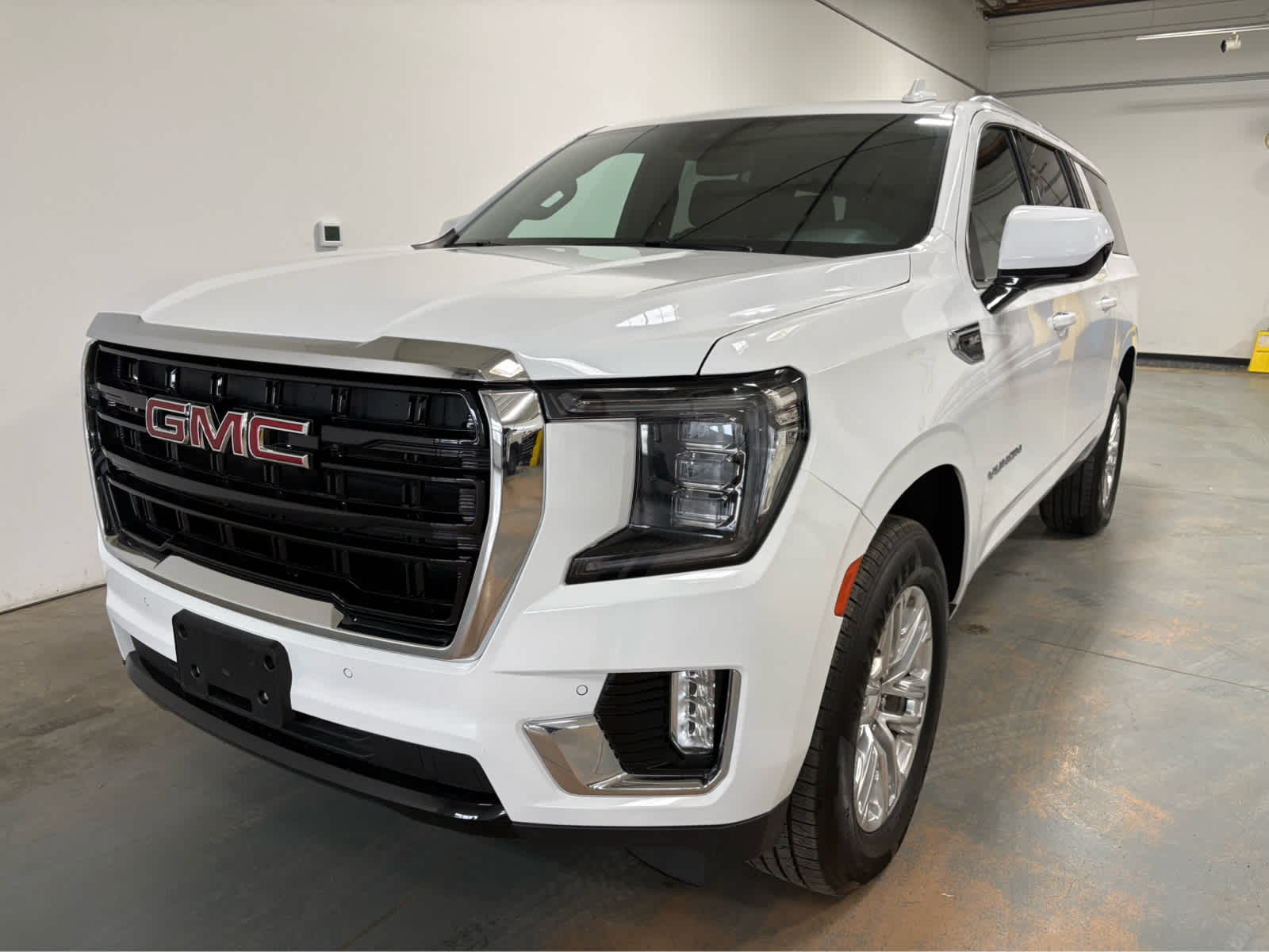 2024 GMC Yukon XL SLE