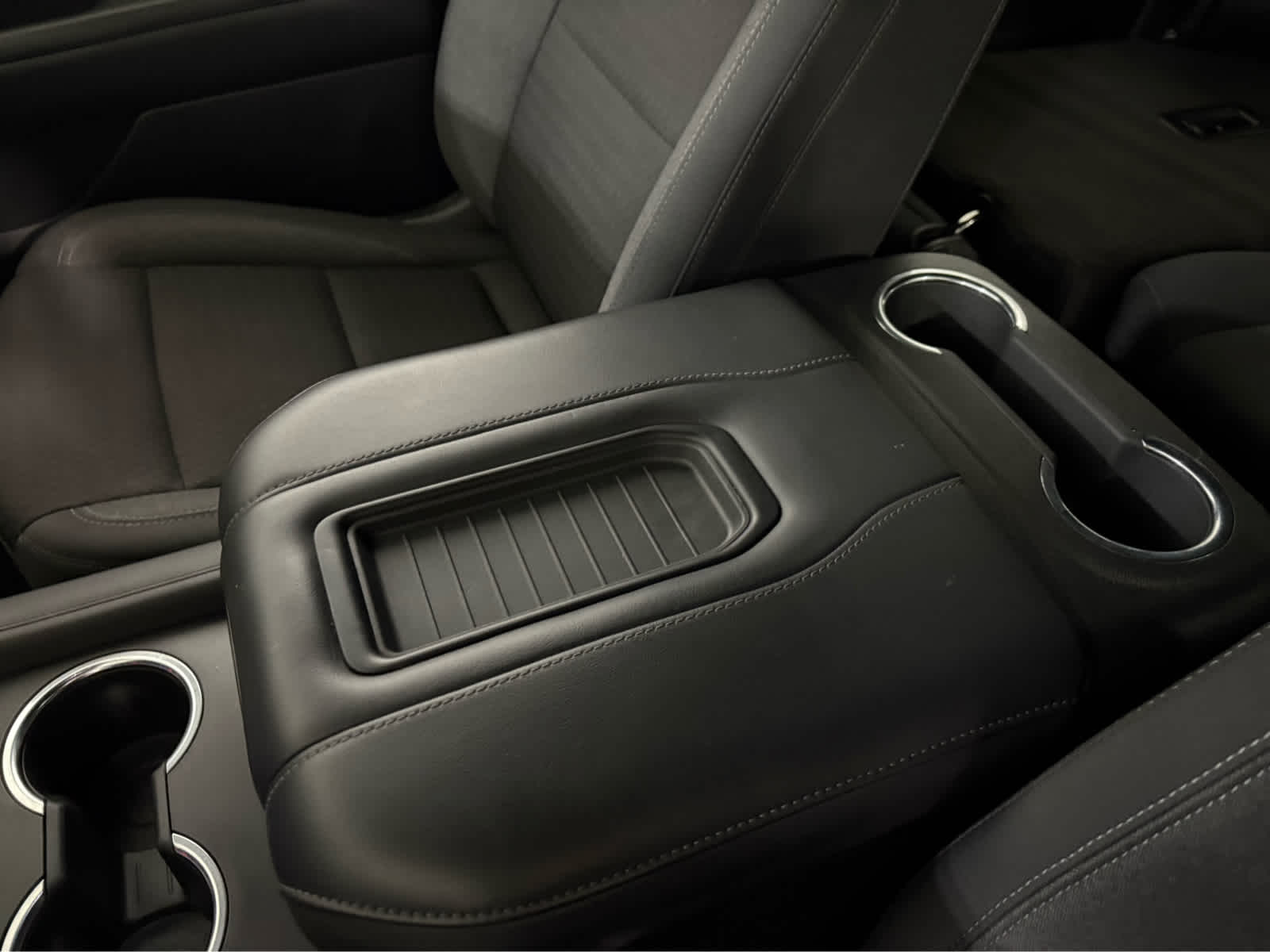 2024 GMC Yukon XL SLE