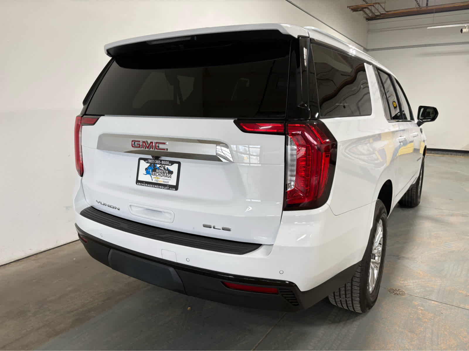 2024 GMC Yukon XL SLE