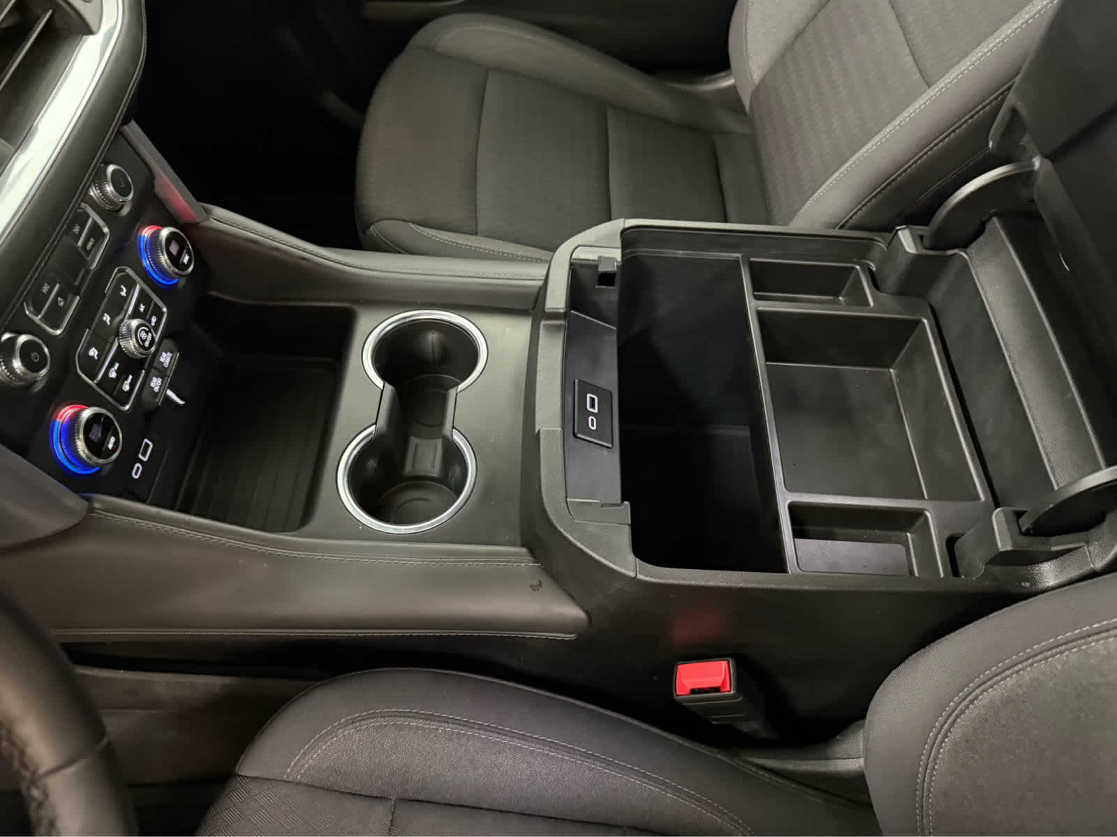 2024 GMC Yukon XL SLE
