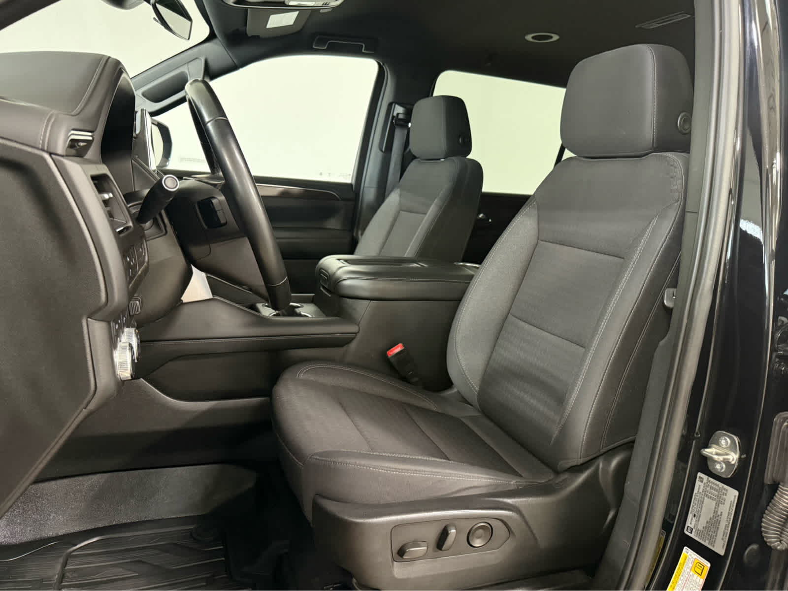 2024 GMC Yukon XL SLE