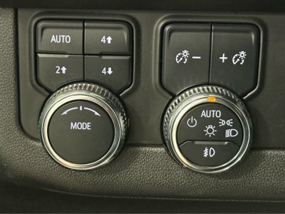 2024 GMC Yukon XL SLE