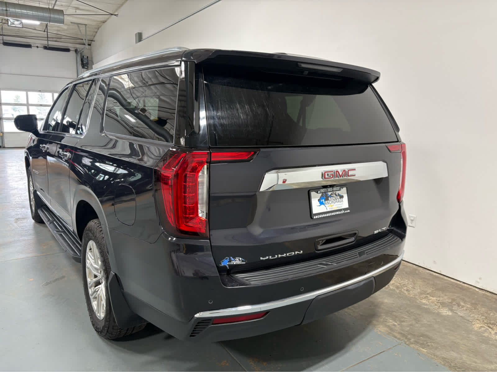 2024 GMC Yukon XL SLT