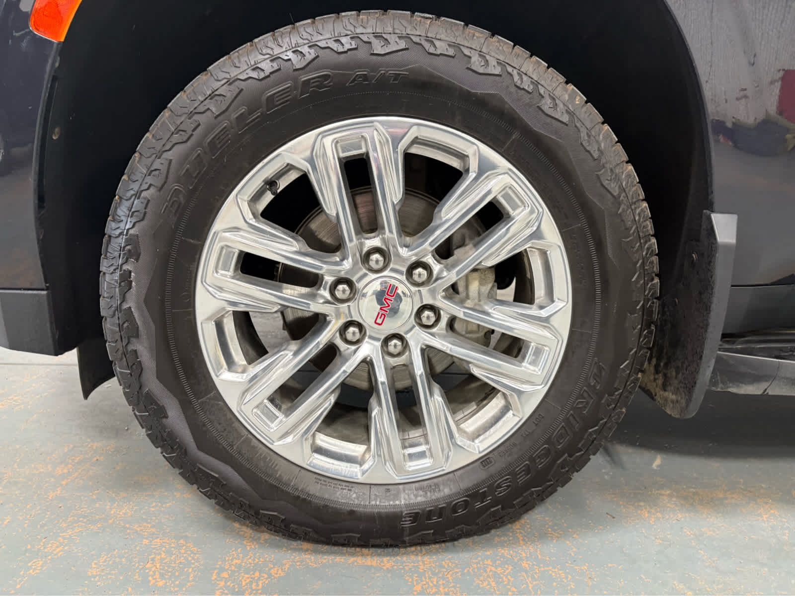 2024 GMC Yukon XL SLT