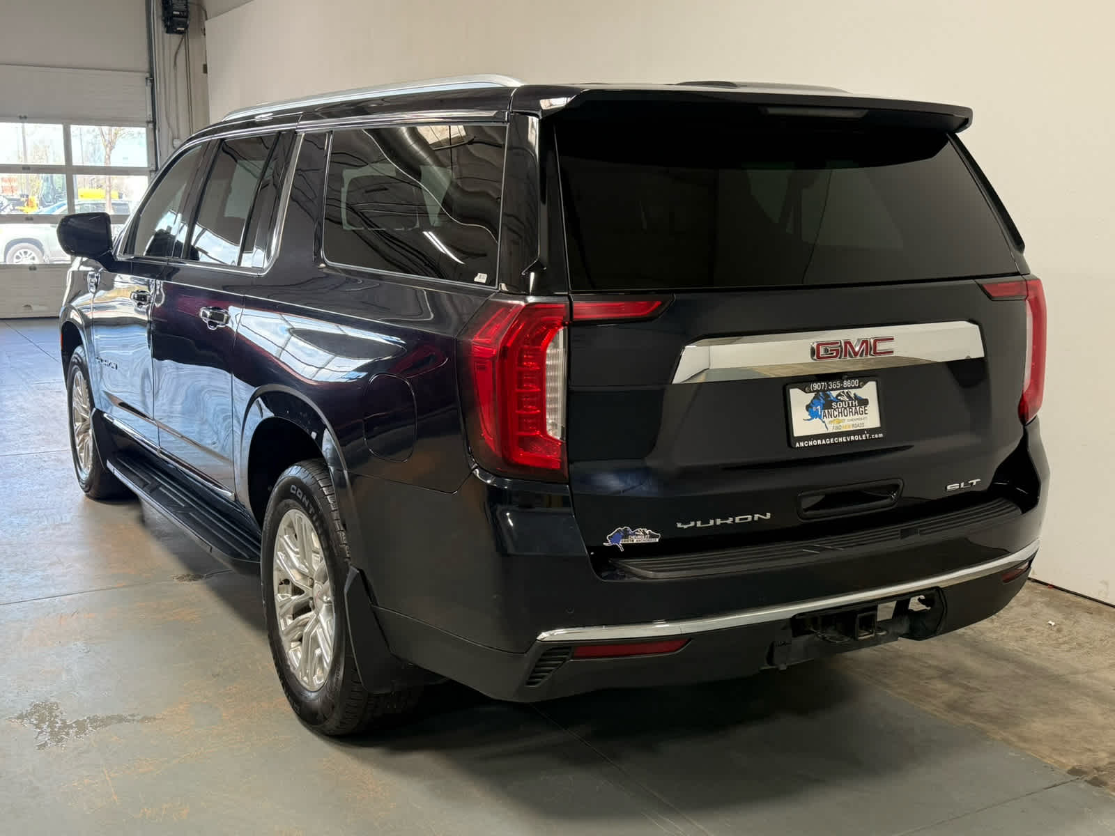2023 GMC Yukon XL SLT