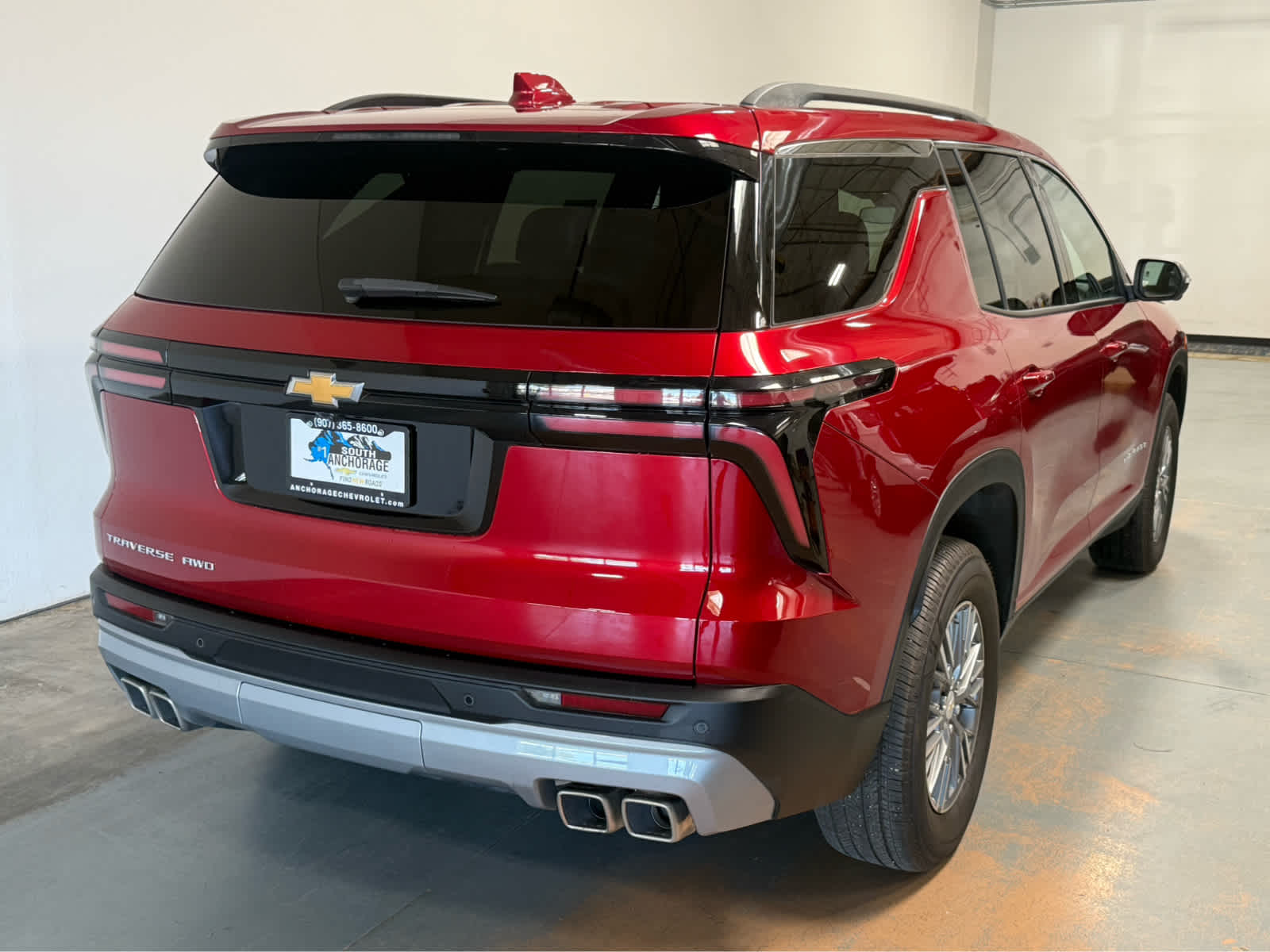 2025 Chevrolet Traverse LT