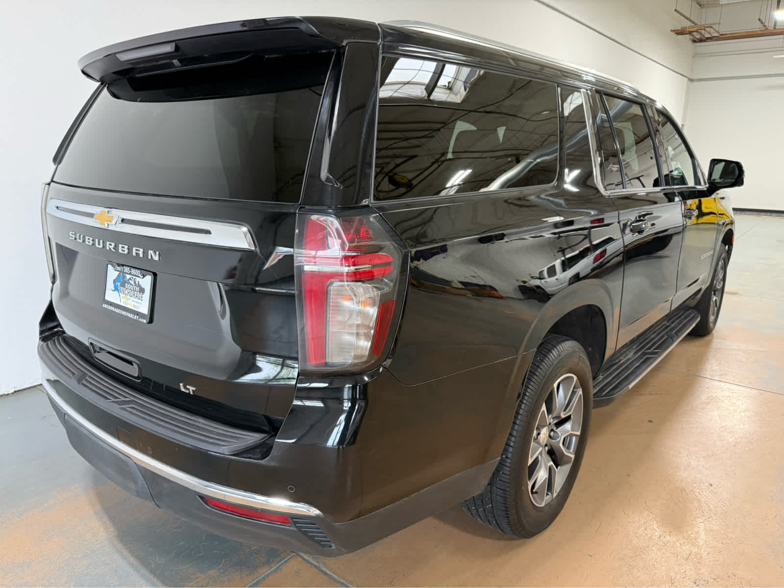 2024 Chevrolet Suburban LT