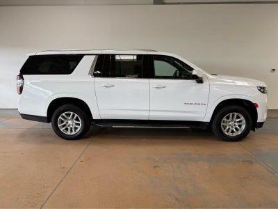 2024 Chevrolet Suburban LT