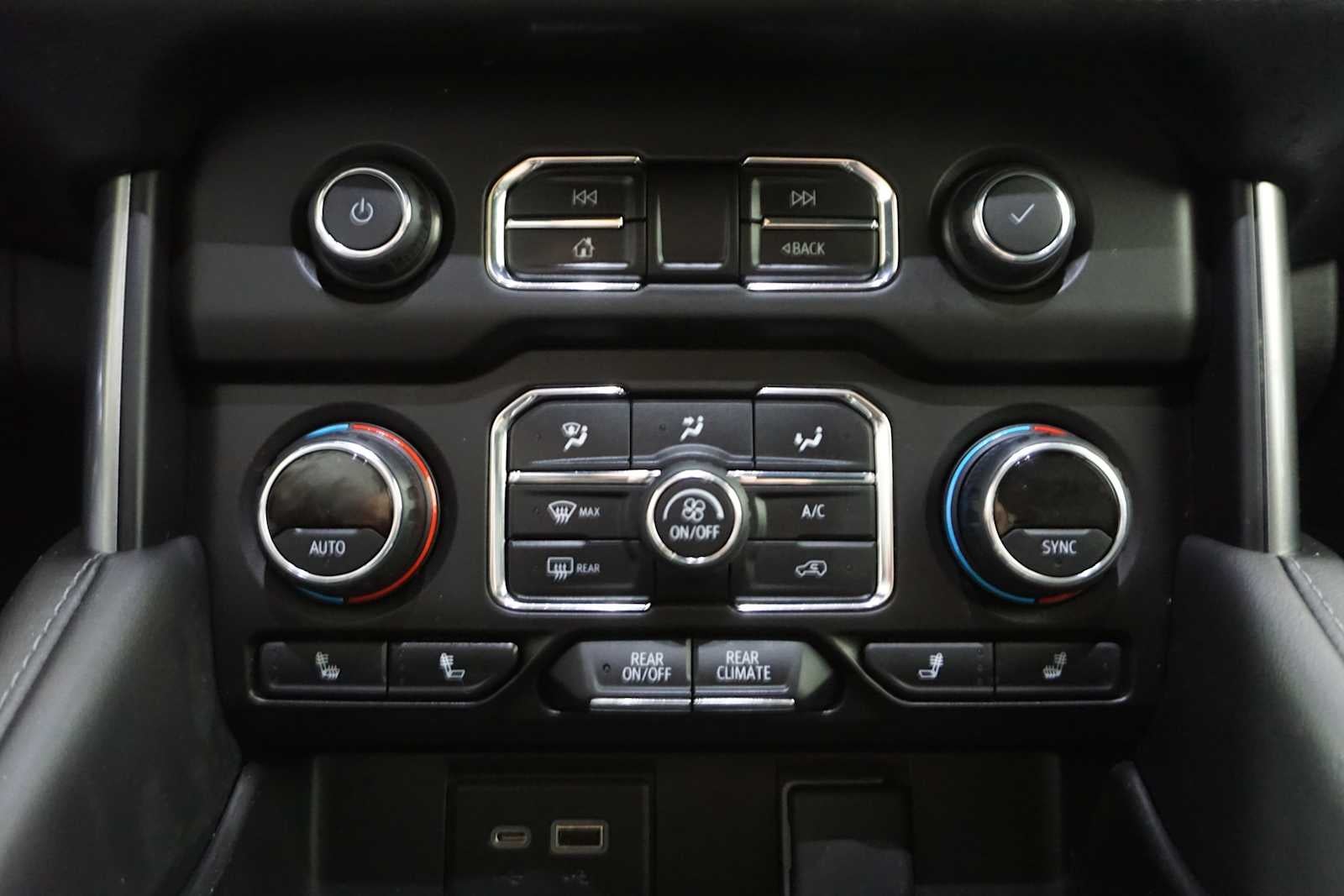 2021 Chevrolet Suburban Z71