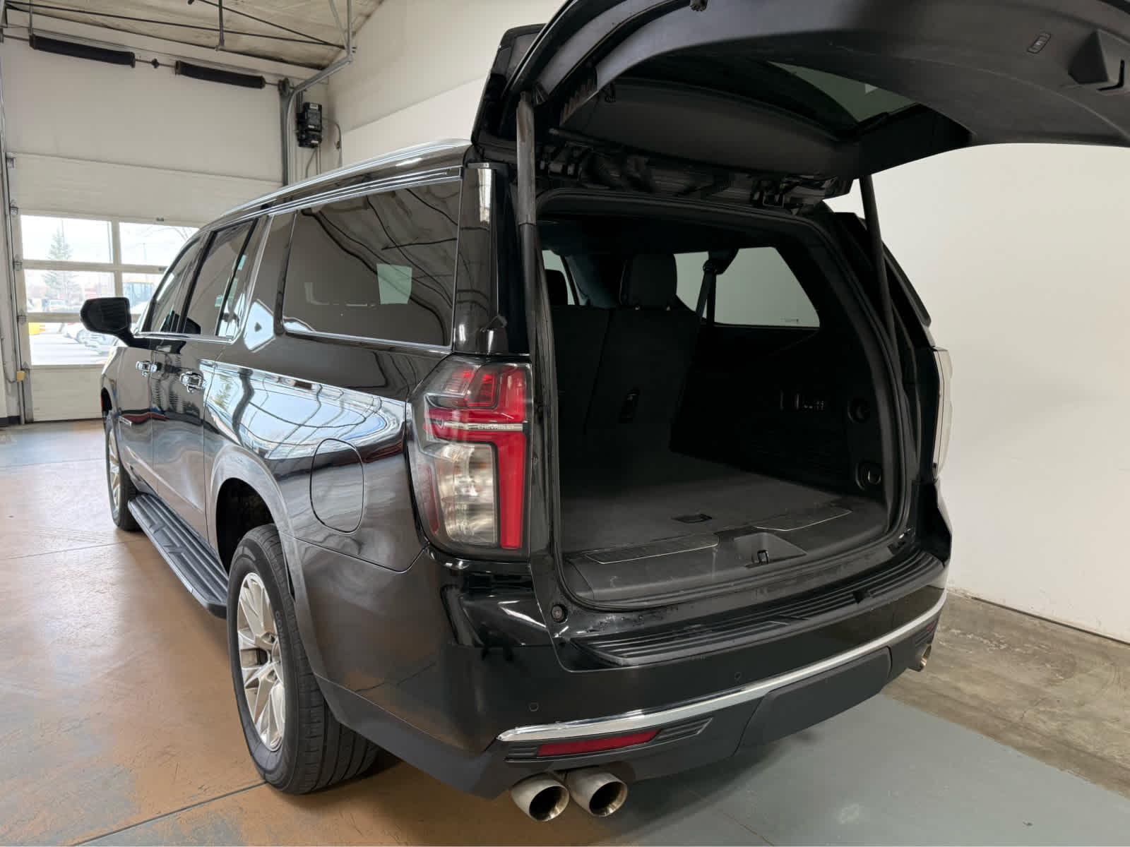 2024 Chevrolet Suburban Premier