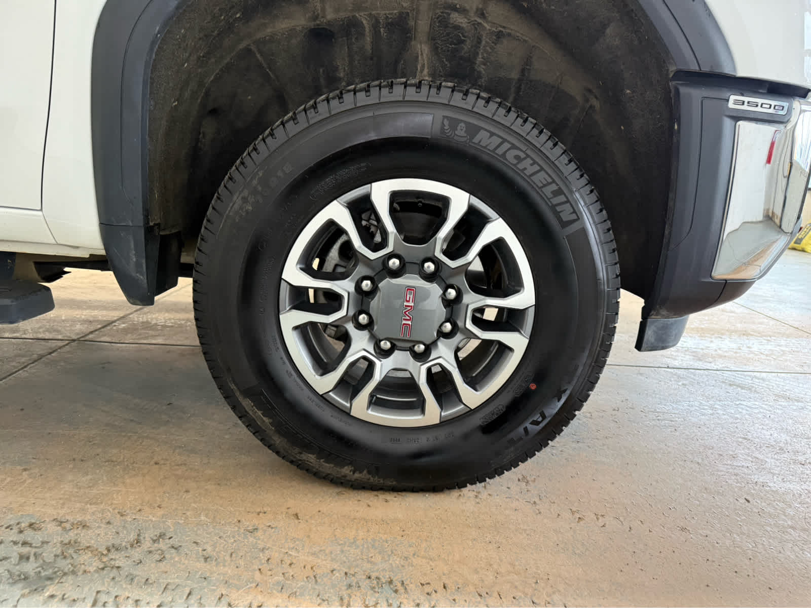 2025 GMC Sierra 3500 HD SLE