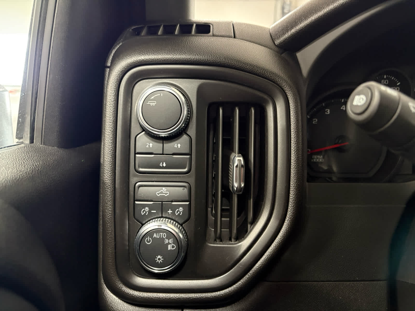 2024 GMC Sierra 2500 HD Pro