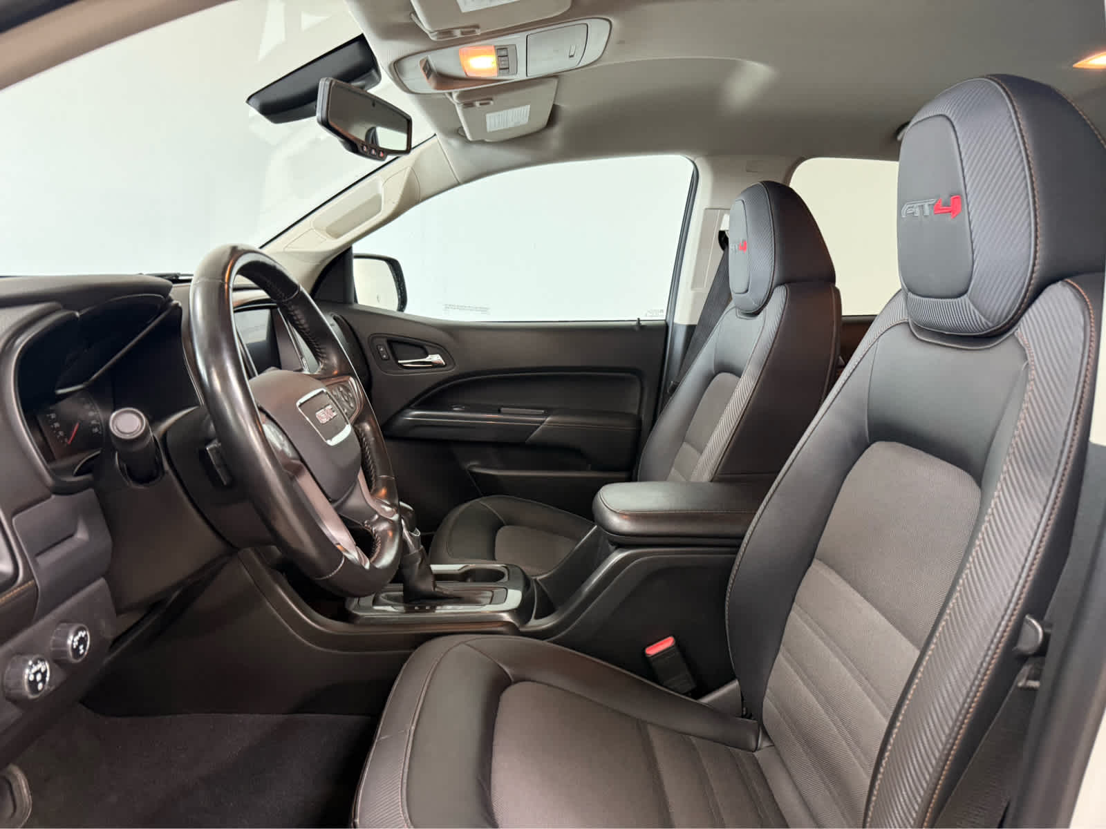 2022 GMC Canyon AT4 - Cloth